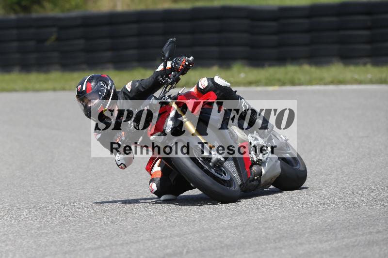 /27 12.06.2025 Ducati Schweiz Trackday Warmup  ADR/gelb-jeaune/ohne
